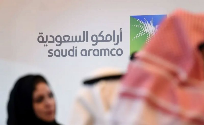 سهم أرامكو يواصل تسجيل مستويات قياسية ويغلق عند 44.3 ريال