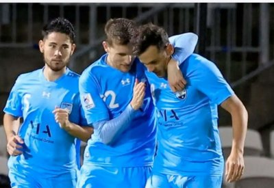 سيدني يتأهل إلى "مجموعات" دوري أبطال آسيا