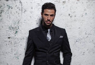مسرح البحرين الوطني يستضيف عمر كمال غدًا الخميس