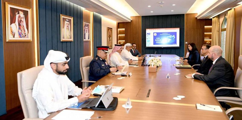 وزارة الداخلية تطلع السفير الأمريكي على البرامج الإنسانية التي تنفذها وتعكس رؤية جلالة الملك