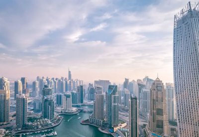 مصرفيين يغادرون موسكو.. ومدينة عربية وجهتهم المفضلة