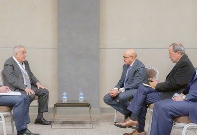 وزير الخارجية يجتمع مع وزير الخارجية وشؤون المغتربين في الجمهورية اللبنانية