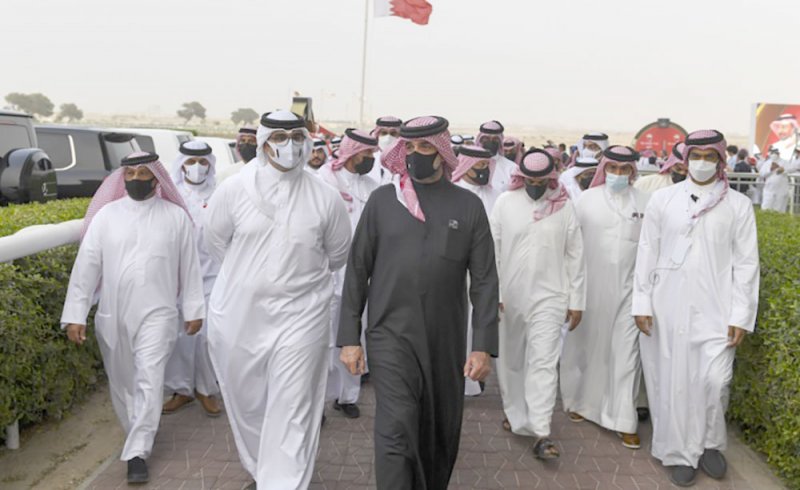 سمو الشيخ عبدالله بن حمد آل خليفة يحضر مهرجان سباق الخيل على كأس جلالة الملك ‎‎