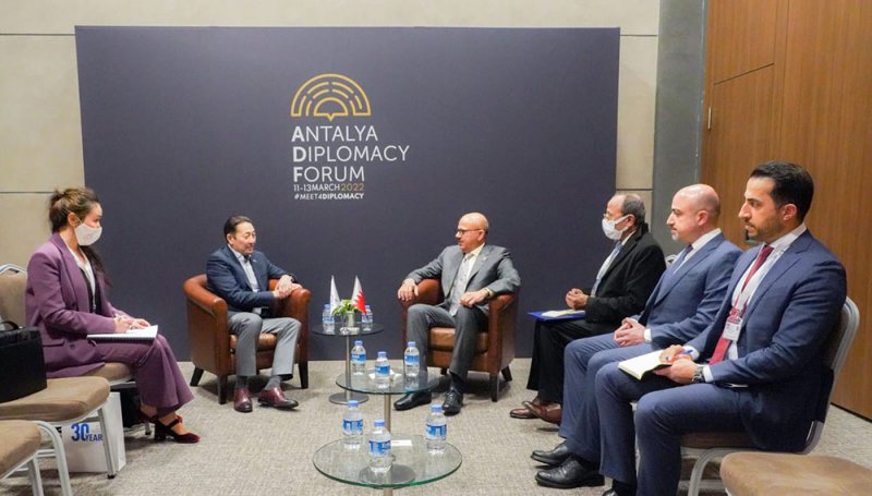 وزير الخارجية يجتمع مع المدير التنفيذي لمؤتمر التفاعل وتدابير بناء الثقة في آسيا (CICA)