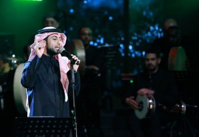 فؤاد عبدالواحد حلّق بالجمهور "فوق القمة"