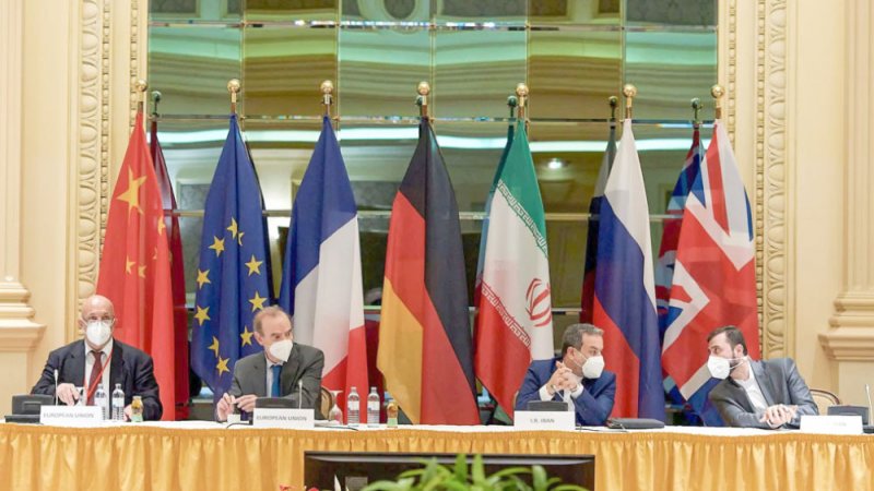 الأطراف الأوروبية تحذر من انهيار اتفاق إيران