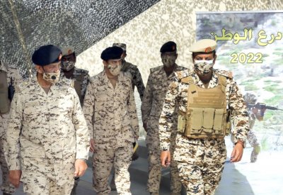 القائد العام لقوة دفاع البحرين يتفقد تمرين القيادات "درع الوطن 2022"‎‎