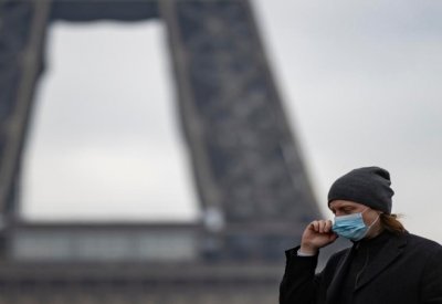 فرنسا ترفع معظم قيود كورونا وتلغي الزامية ارتداء الكمامات في معظم المرافق