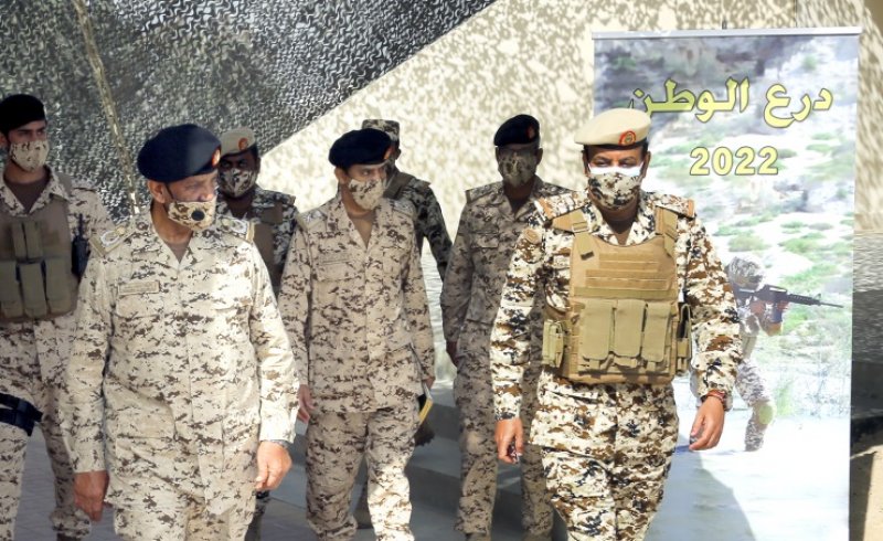 القائد العام لقوة دفاع البحرين يتفقد تمرين القيادات "درع الوطن 2022"‎‎