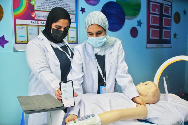 انطلاق برنامج حاضنات الأعمال والابتكار بمدارس البحرين
