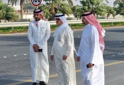 وكيل "البلديات" ومدير عام بلدية الجنوبية يتفقدان الشوارع المؤدية لسباق الفورمولا 1