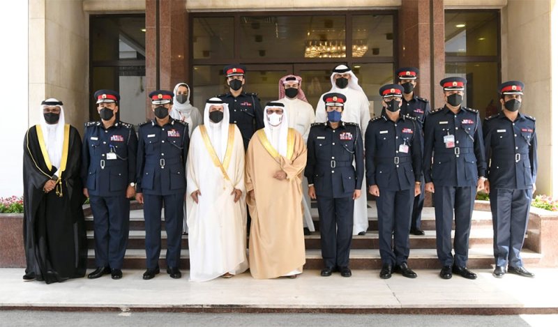 معالي وزير الداخلية يشيد بأداء شئون الجنسية والجوازات والإقامة في تنفيذ مبادرات التطوير ويؤكد على تطوير الآليات وتطبيق معايير الكفاءة