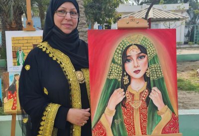معلمة فنانة تدرب 670 طالباً على مستوى المملكة