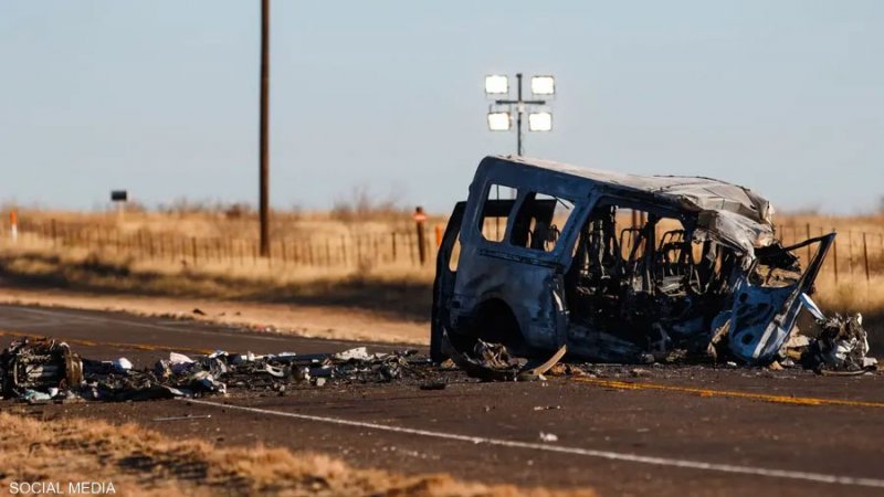 بالصورة: وفاة 9 أشخاص بحادث مروع.. والمتسبب به سيصدمك
