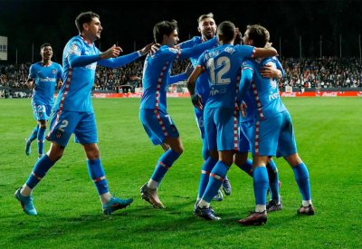 أتلتيكو مدريد يهزم رايو فايكانو ويصبح "الثالث"
