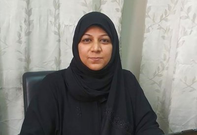 معلمة بحرينية تساعد طلبتها على إنجاز 772 مشروعاً رقمياً