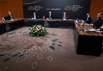 تركيا: روسيا وأوكرانيا على وشك الاتفاق على قضايا هامة