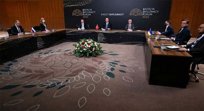 تركيا: روسيا وأوكرانيا على وشك الاتفاق على قضايا هامة