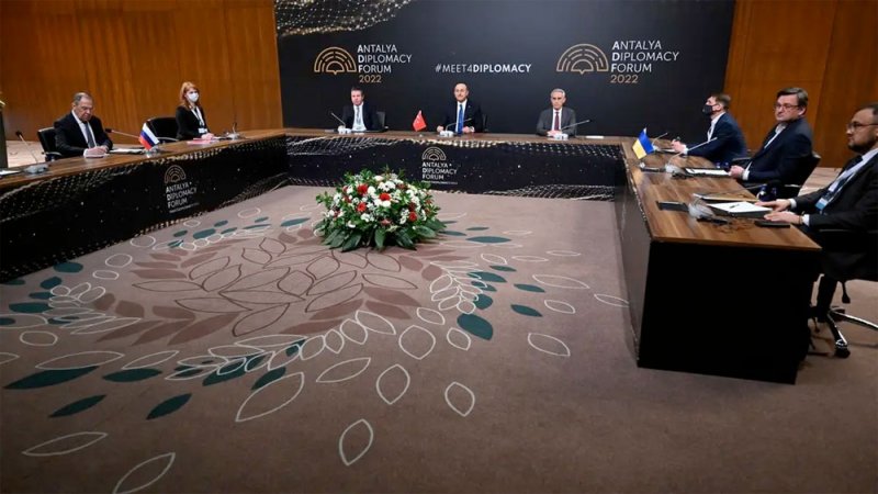 تركيا: روسيا وأوكرانيا على وشك الاتفاق على قضايا هامة
