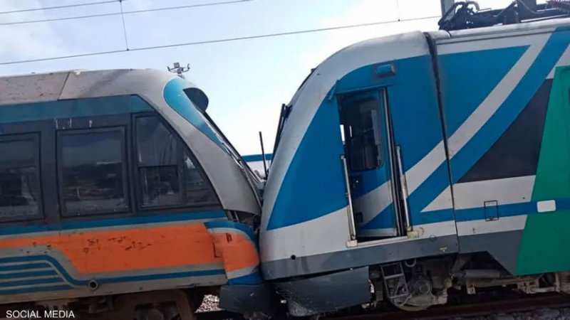 تونس.. عشرات الجرحى بحادث تصادم بين قطارين