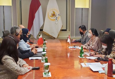 زينل: حريصون على ترسيخ مسارات التعاون وتعزيز الاستثمارات والتبادل التجاري بين البحرين وإندونيسيا
