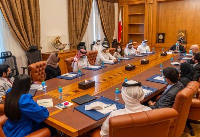 وزير المواصلات والاتصالات يلتقي منتسبي برنامج رئيس مجلس الوزراء لتنمية الكوادر الحكومية
