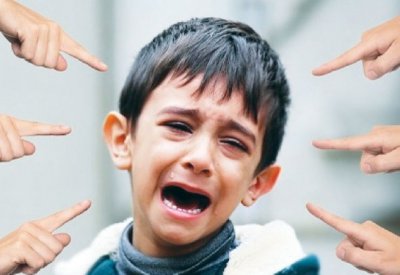 هذه عقوبات العنصريين والمتنمرين.. و"حقوق الإنسان": لإعادة الصياغة