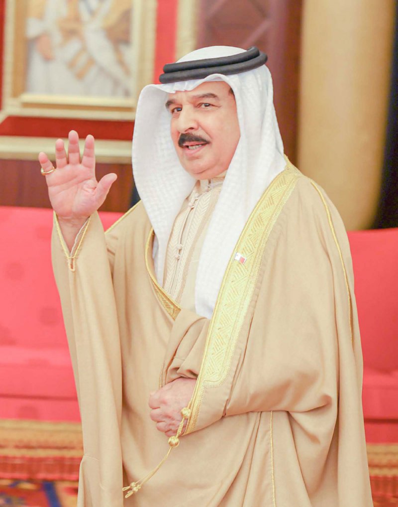 جلالة الملك يوصي الشباب: صد كل ما يمس وحدتنا الوطنية أو ينتقص من مكتسباتنا