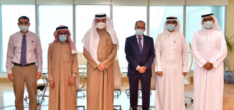 في لقائه "سترة الخيرية".. حميدان: تذليل العقبات التي تواجه المنظمات الأهلية