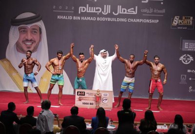 منافسات قوية في أولى بطولات خالد بن حمد لكمال الأجسام