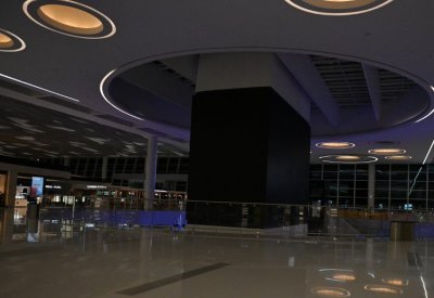 إطفاء أنوار مطار البحرين الدولي.. لهذا السبب