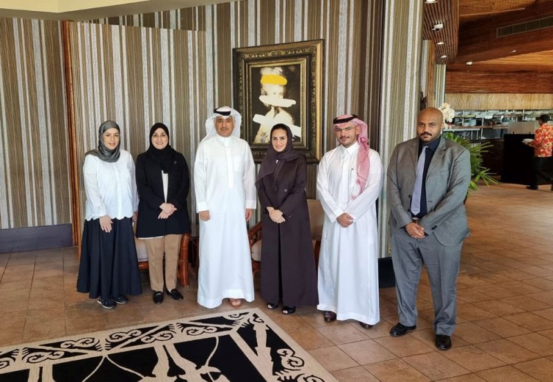 وزير المواصلات يلتقي الأمين العام لمنظمة التعاون الرقمي
