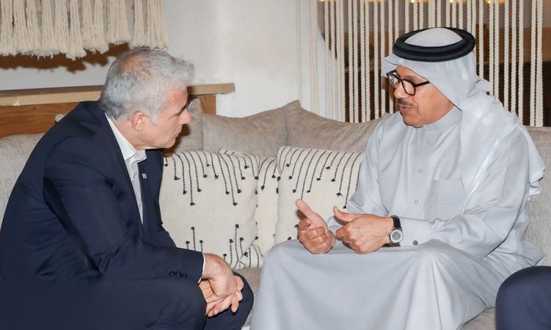 وزير الخارجية يجتمع مع وزير خارجية دولة إسرائيل