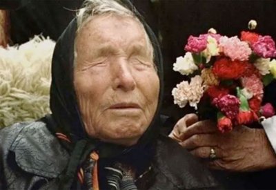 بوتين والعرافة العمياء الشهيرة فانغا