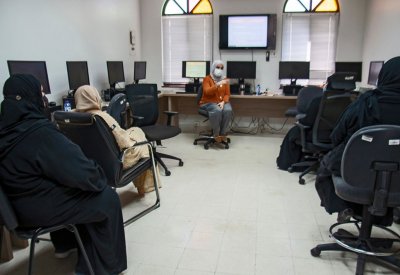 ورشة أساسيات البحث الميداني في مجال الفولكلور والتراث الشعبي في مركز الجسرة للحرف
