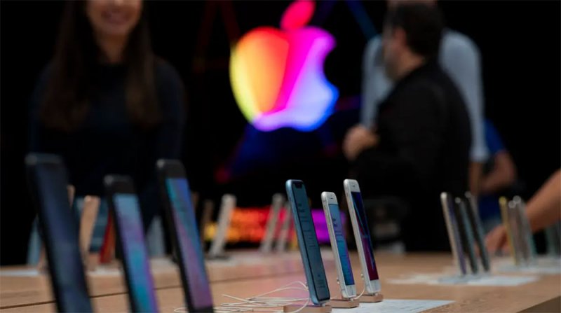 أبل تخفض إنتاج هذه الهواتف بنسبة 20%.. ماذا حدث؟