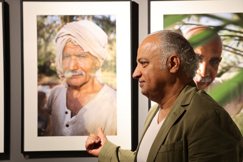 بالصور: المحروس يطلق بستان الأحجار الكريمة