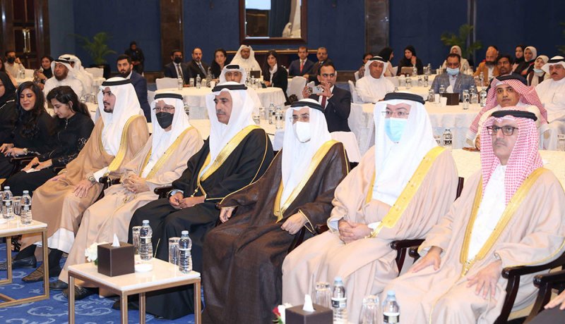 الحمر: تنفيذ 19 ألف وحدة سكنية خلال السبع سنوات المقبلة