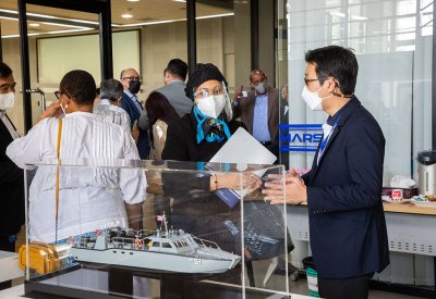 سفير مملكة البحرين في بانكوك تشارك في الزيارة التعريفية لشركة مارسون لصناعة وإصلاح السفن