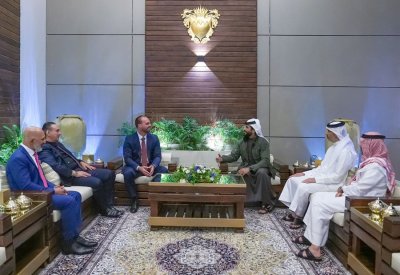 ناصر بن حمد يستقبل عضو مجلس النواب البرازيلي