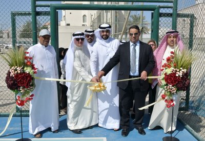 عسكر يفتتح ملعب سترة ضمن ملاعب الفريج بدعم من بنك البحرين والكويت