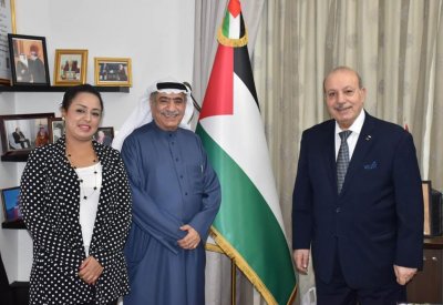 السفير الفلسطيني يلتقي بالشاعر الأنصاري والمطربة الرابعي