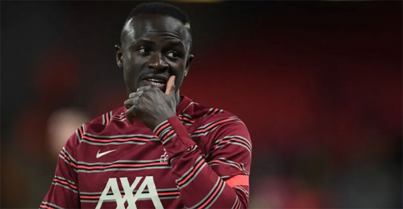 ليفربول يفاجئ ساديو ماني بشأن عقده.. مصير غامض