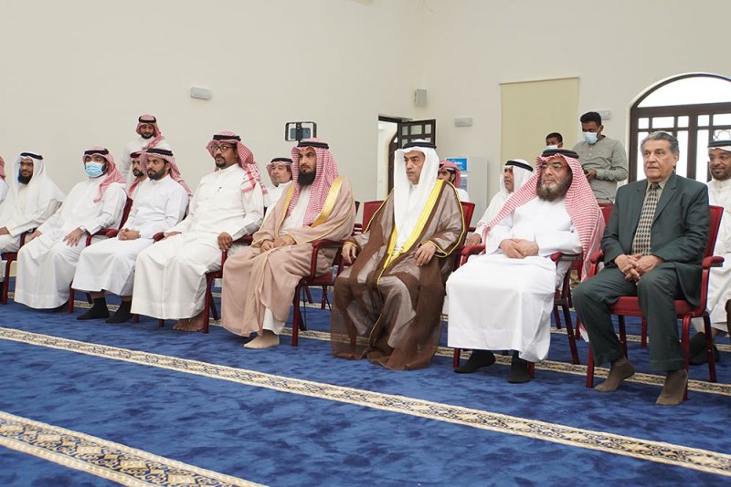 رئيس مجلس الأوقاف السنية يفتتح جامع الرحيم بمنطقة البحير