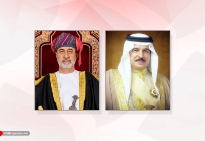 اتصال هاتفي بين جلالة الملك المفدى و سلطان عمان