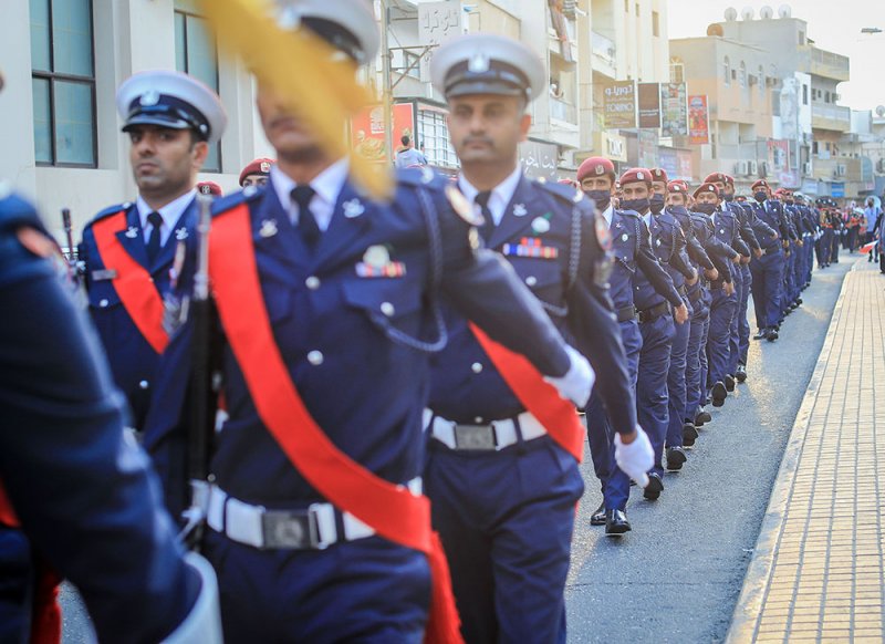فعاليات مجتمعية: العروض العسكرية تبث البهجة في نفوس المواطنين