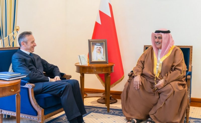 مستشار جلالة الملك للشؤون الدبلوماسية يستقبل سفير فرنسا