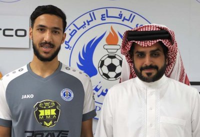 من هو أصغر لاعب يملك عقدًا بدوري ناصر بن حمد الممتاز؟