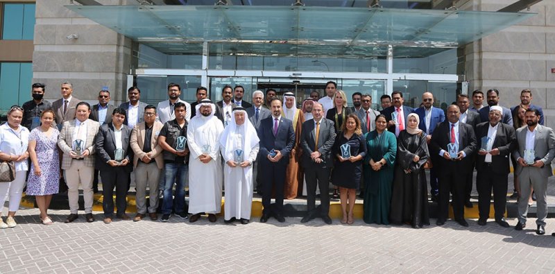 محافظة العاصمة تكرم 30 جهة وفرداً شاركوا بوثيقة المحافظة للعمل التطوعي في نسختها الثالثة