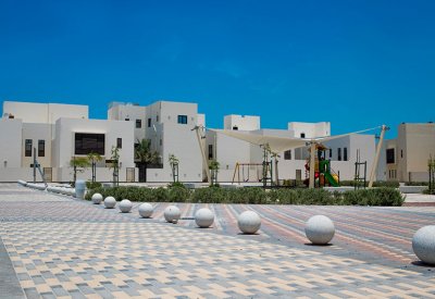 التعريف بمستجدات الخدمات الإسكانية للمرأة البحرينية